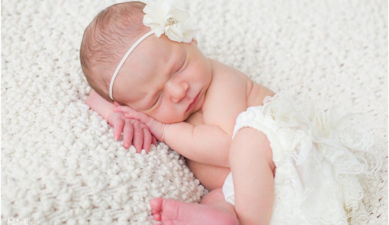 Hannah Michelle  – Indianapolis Newborn Photographer